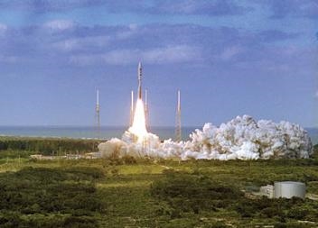 Atlas V startet AMC-16