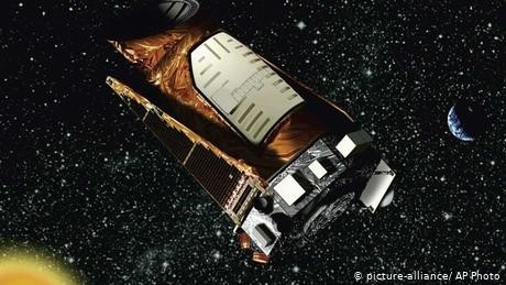 Hubble Mencari Bintang Induk Exoplanet