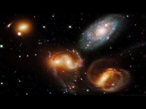 Hubble Images nenavadna galaksija s kolesom - vesoljska revija