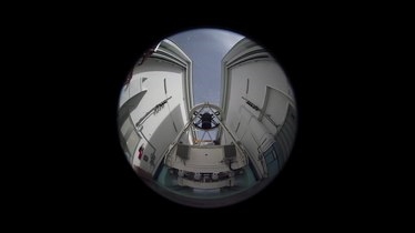 Ekspozycja poklatkowa z wnętrza teleskopu