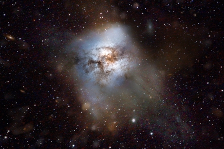 A Távoli Galaxis dühösen csillagokat készít