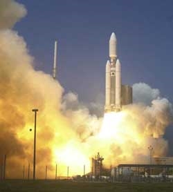 Titan lance un satellite de défense