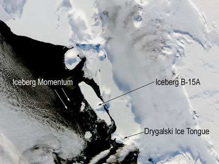 Iceberg gigante en curso de colisión