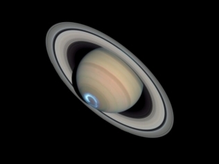 Vista ultravioleta de Mimas