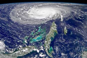 Citeste NASA pentru uraganul Frances
