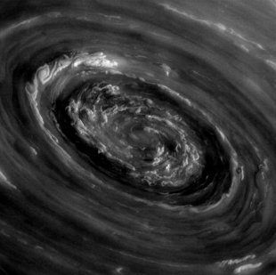 Imagen detallada de las tormentas de Saturno