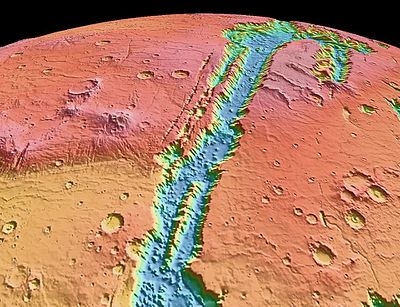 Tithonium Chasma na Marsu