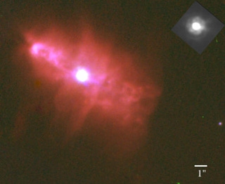 Nebula Planet dalam Perincian Bersinar