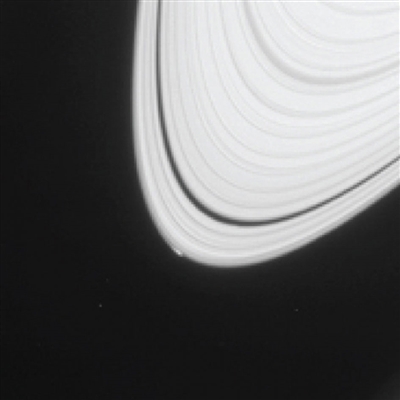 Extrañas características de la nube en Saturno