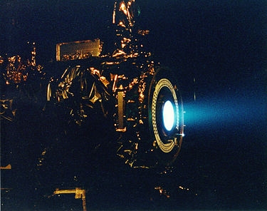 NASA išbando naują jonų variklį