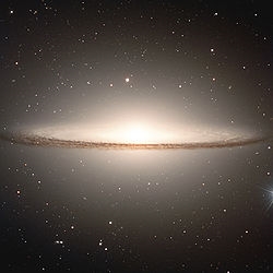 A Sombrero galaxis Hubble mozaikja