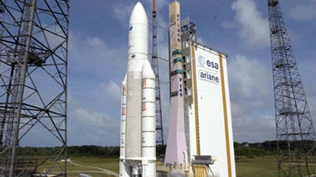Ariane 5 стартира Envisat успешно