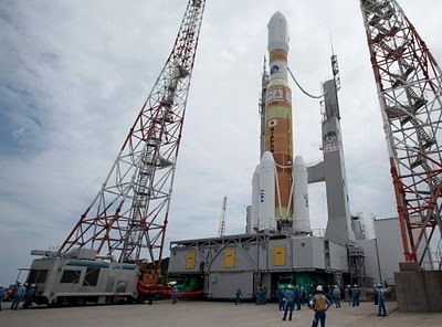 Ariane 5 Meluncurkan Envisat dengan Sukses