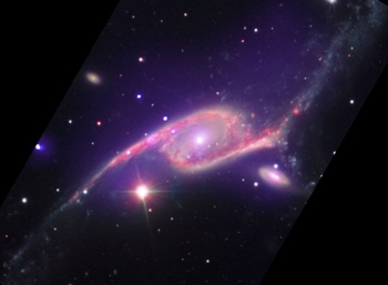 Chandra vê galáxias em colisão