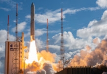Ariane 5 startet zwei Satelliten