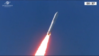 Ariane 5 lanza dos satélites