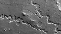 Nanedi Valles di Mars
