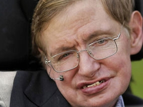 Hawking: Dieu n'a pas besoin de créer un univers