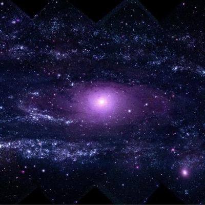Meilleure image ultraviolette de la galaxie d'Andromède