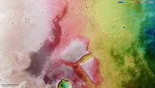 Cratères remplis de débris sur Mars