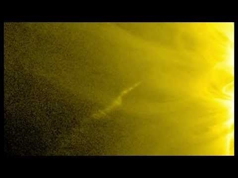 Der bisher beste Blick auf die Schleuder des Kometen Lovejoy um die Sonne