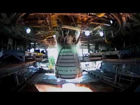 NASA Test-Fires Key Engine لنظام التشغيل الجديد