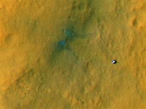Faixas de Mars Rover são vistas do espaço