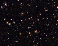 Hubble ve una antigua galaxia elíptica