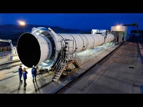 NASA, ATK Uwolnij silnik Ares podczas testowania