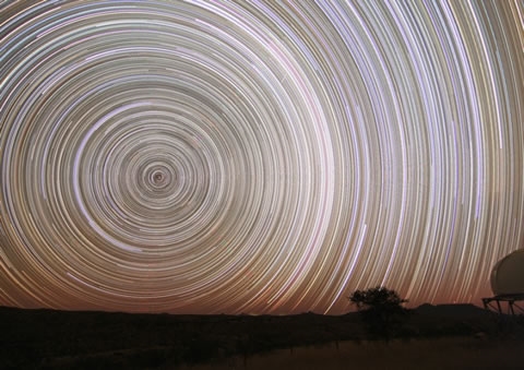 Astrofoto: Zvezdne poti nad Namibijo Josch Hambsch
