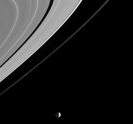Ondas de densidad en los anillos de Saturno