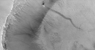 Cratera marciana com dunas