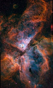 Hubble dezvăluie nebuloasa în halte
