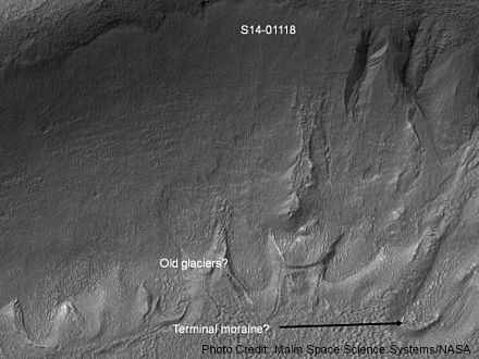 Mars Global Surveyor prend une photo de la Terre