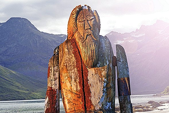 Apakah Orang Viking Mengira Para Dewa Mengamati Mereka?