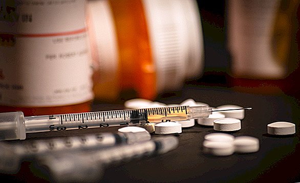 미국 여성의 약물 과다 복용 사망률은 2 년 동안 260 % ​​상승
