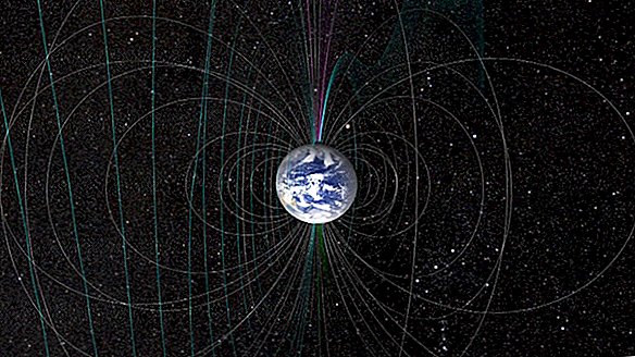 Magnetický pól Země putuje a číhá směrem k Sibiři