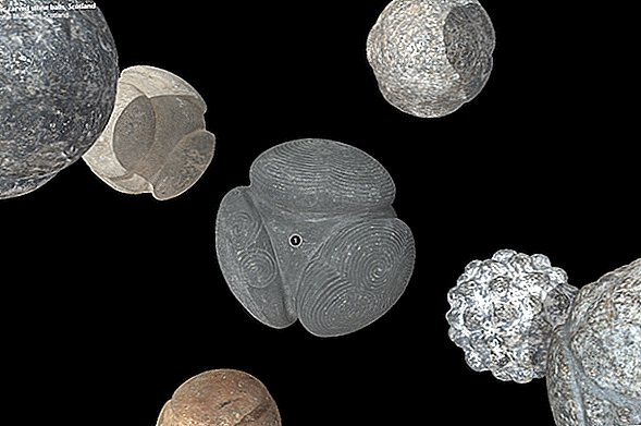 Mįslingi akmeniniai rutuliukai, esantys prieš 5000 metų, tęsia arbatologų nesąmones