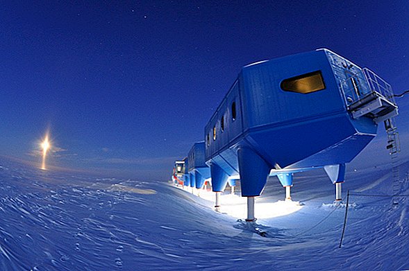 La 'Base fantasma' encaramada en un creciente abismo de hielo en la Antártida se está ejecutando por sí sola