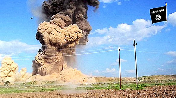 Na zdjęciach: Zniszczenie zabytków Iraku przez ISIS