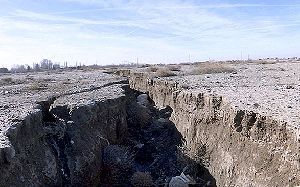 De hoofdstad van Iran wordt verslonden door zinkputten