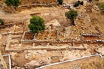 العثور على قصر الملك ديفيد إيرا في إسرائيل ، يقول علماء الآثار
