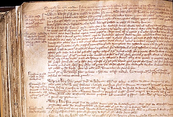 Lá thư thời trung cổ tiết lộ Bawdy Nun đã giả chết để thoát khỏi tu viện