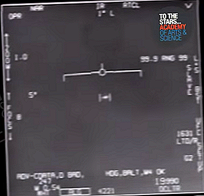 Gli ufficiali della Marina sostengono che "individui sconosciuti" li hanno fatti cancellare le prove dell'incontro UFO del 2004
