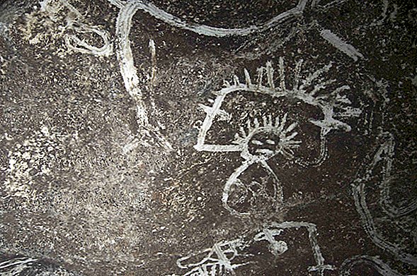 На незаселеному Карибському острові, Троїві доколумбійського печерного мистецтва