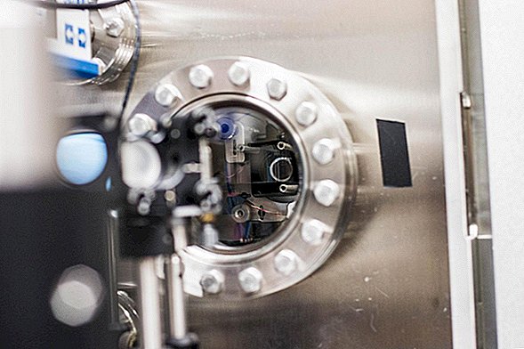 Les physiciens utilisent le vide quantique bouillonnant pour chauffer la marelle à travers l'espace vide