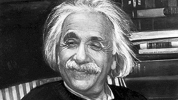 Zriedkavé nahrávanie zachytáva Einstein rozprávaním o hudbe a atómovej bombe