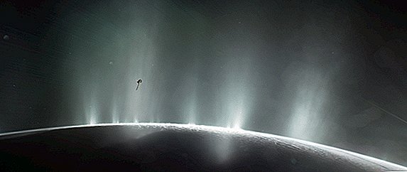 Saturnov ledeni lunec Enceladus je verjetno "popolna doba" življenja v pristanišču