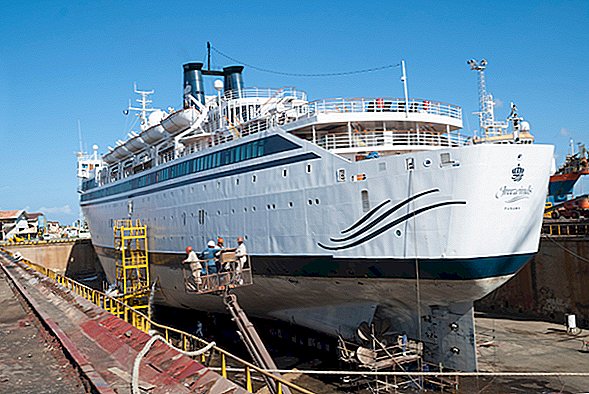 تم عزل سفينة سياحية للعلماء بسبب حالة الحصبة
