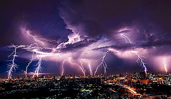 Een enkele onweerswolk draagt ​​1 miljard volt elektriciteit